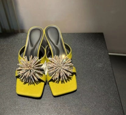2026 Spring-Summer Fashion Firework Rhinestone Chain High-End Design Influencer Outdoor Wear Non-Slip Square Toe High Heel Sandals